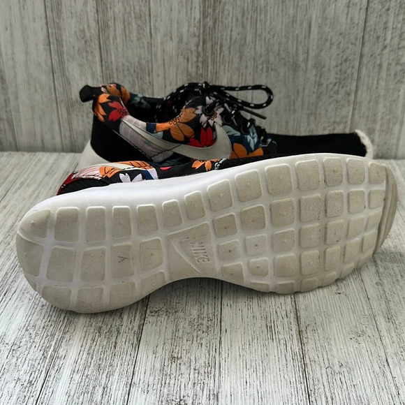 WMNS Nike Roshe Run Print 'Aloha Size 7.5 - Picture 10 of 10